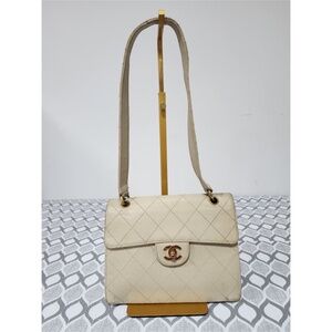 Authentic Chanel Vintage Classic Single Flap Bag Cream